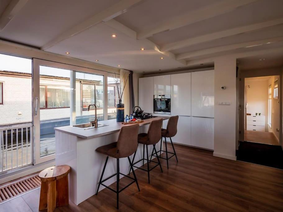 Quiet Waterloft Near Amsterdam And Schiphol Ws17 Hotel Алсмер Екстериор снимка