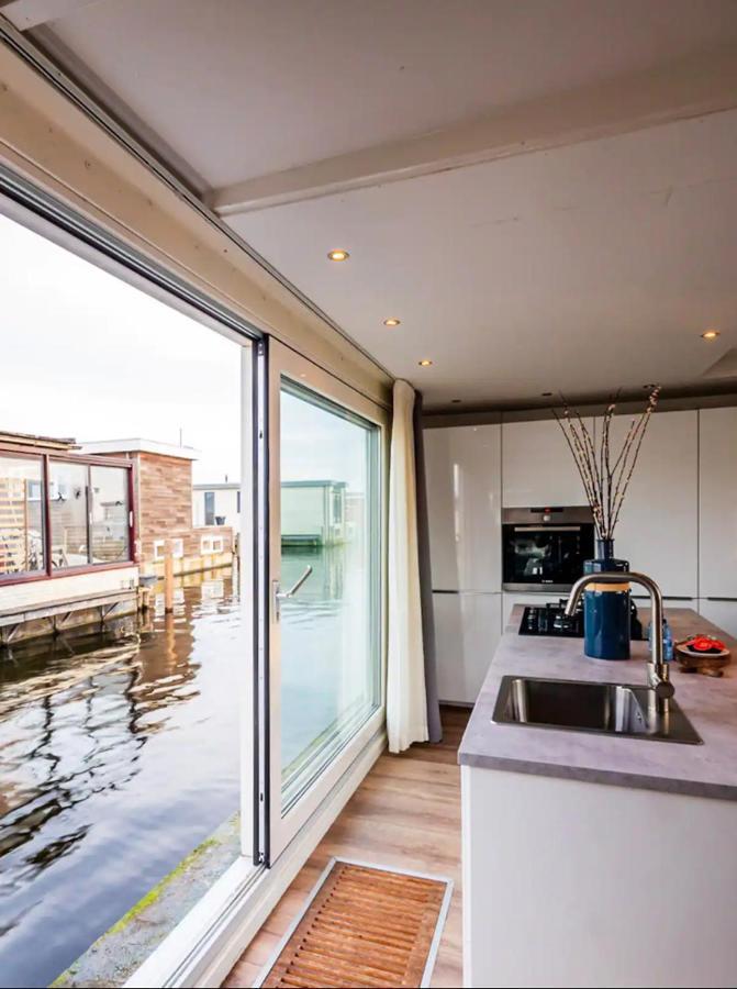 Quiet Waterloft Near Amsterdam And Schiphol Ws17 Hotel Алсмер Екстериор снимка