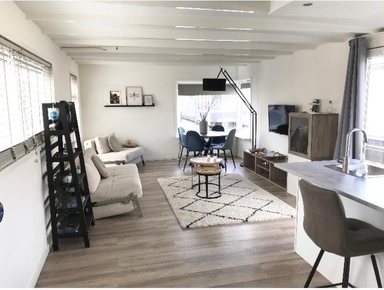 Quiet Waterloft Near Amsterdam And Schiphol Ws17 Hotel Алсмер Екстериор снимка